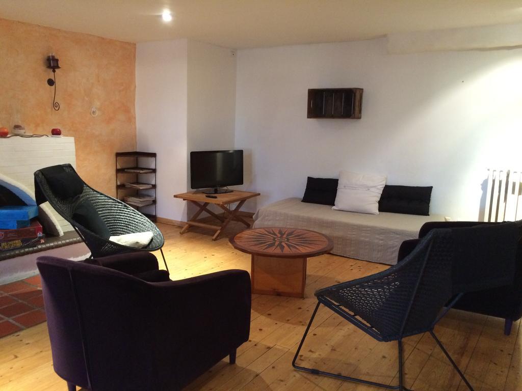 Duplex Avec Terrasse Tropezienne Apartment Pezenas Ngoại thất bức ảnh