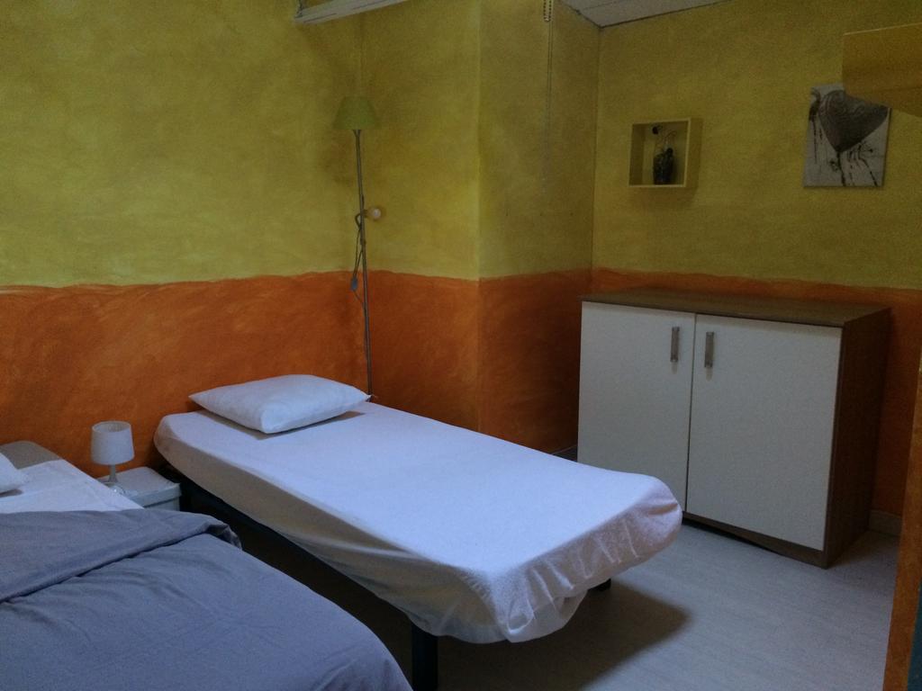 Duplex Avec Terrasse Tropezienne Apartment Pezenas Ngoại thất bức ảnh