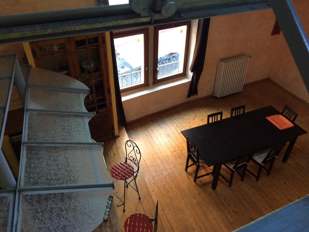 Duplex Avec Terrasse Tropezienne Apartment Pezenas Ngoại thất bức ảnh